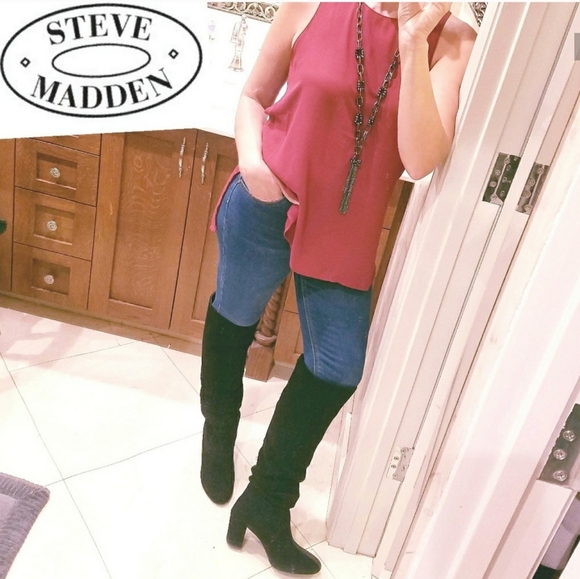 Chic Steve Madden Luxe Black Suede Boots - Picture 7 of 7